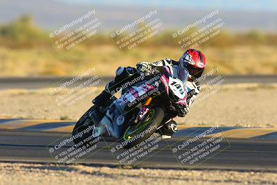 media/Nov-17-2024-CVMA (Sun) [[1fec520723]]/Race 18-Supersport Middleweight/